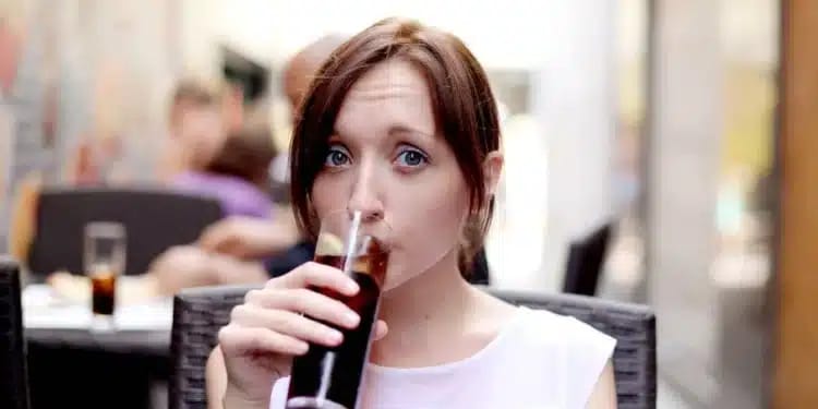 Estudo aponta que refrigerante estão ligados com doenças cardíacas