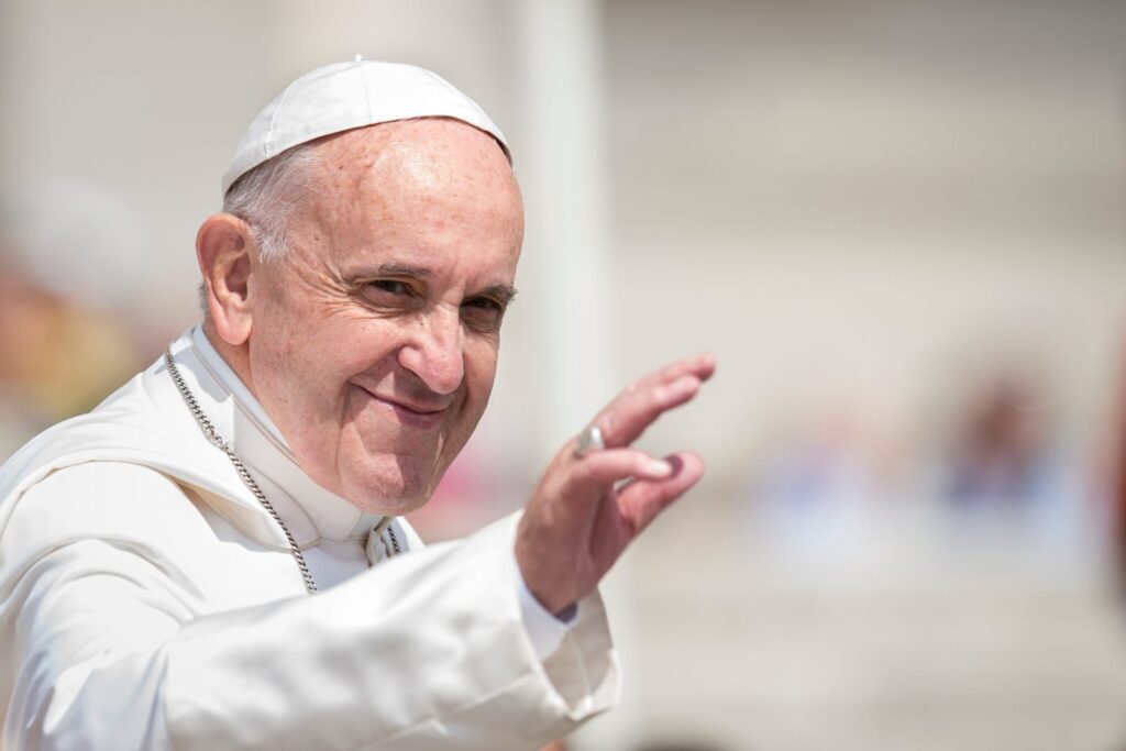 “Não tenho razões sérias para pensar em desistir”: Papa Francisco diz que não vai renunciar ao cargo