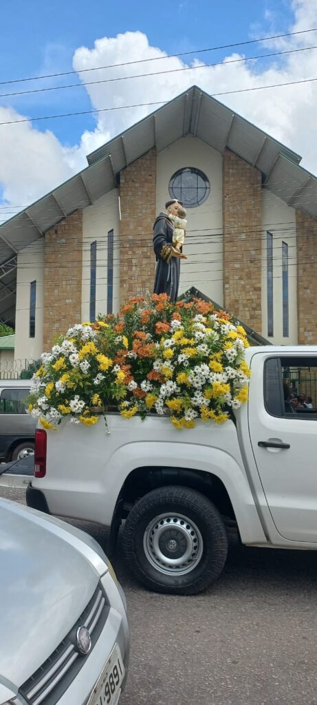 Ruas de Belém recebem a Carreata de Santo Antônio nesse domingo