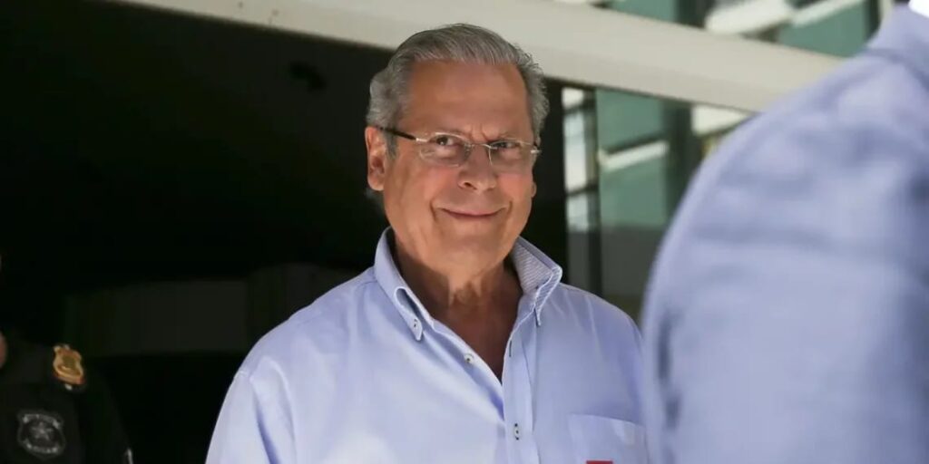 Supremo extingue pena do ex-ministro José Dirceu por corrupção passiva