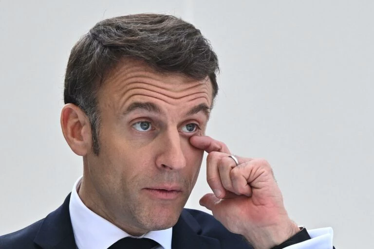 Após derrota na França, Macron dissolve Parlamento e antecipa eleições