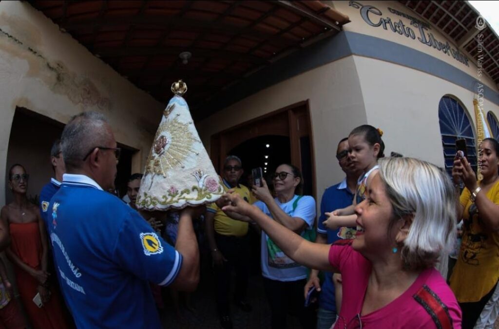 Bengui, Catalina, Mangueirão, Sideral, Tenoné, Cabanagem, Satélite e Coqueiro recebem a visita da Imagem Peregrina