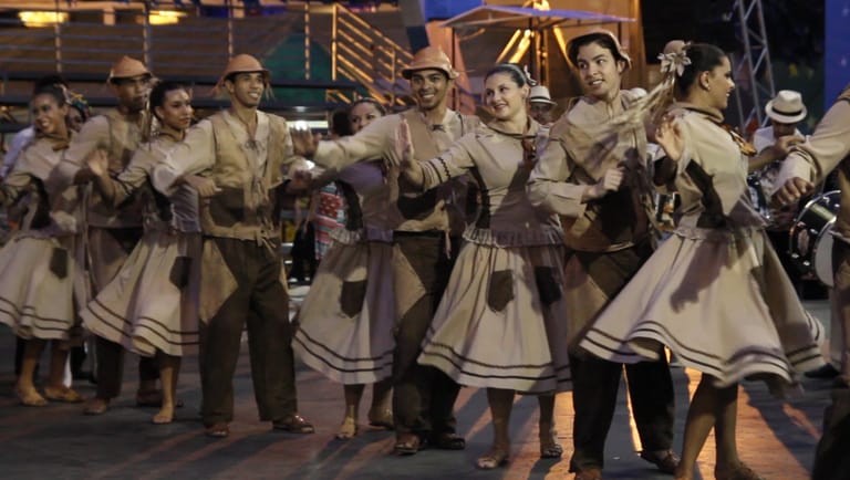 As tradicionais quadrilhas juninas são oficializadas como manifestações culturais nacionais