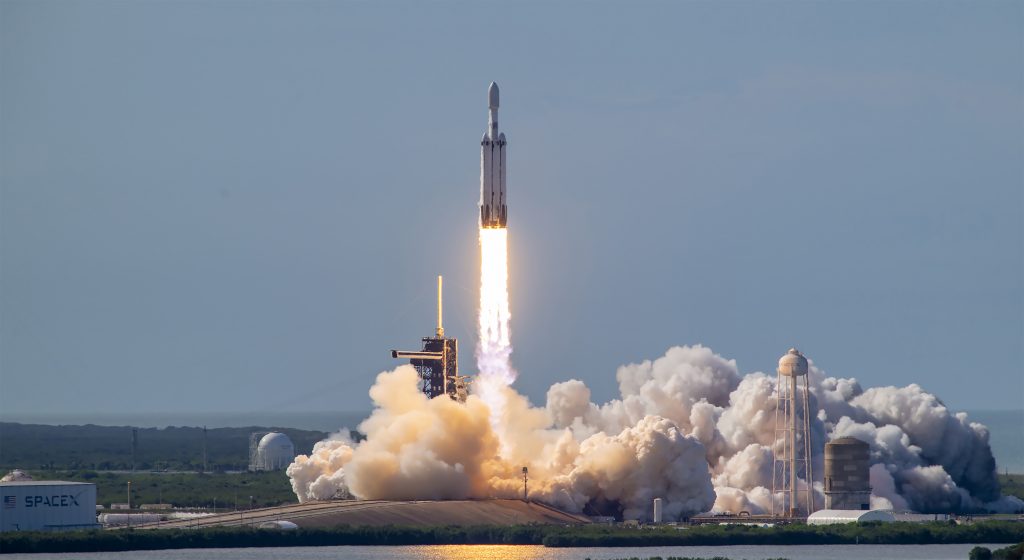 Nasa lança ao espaço com sucesso satélite meteorológico revolucionário