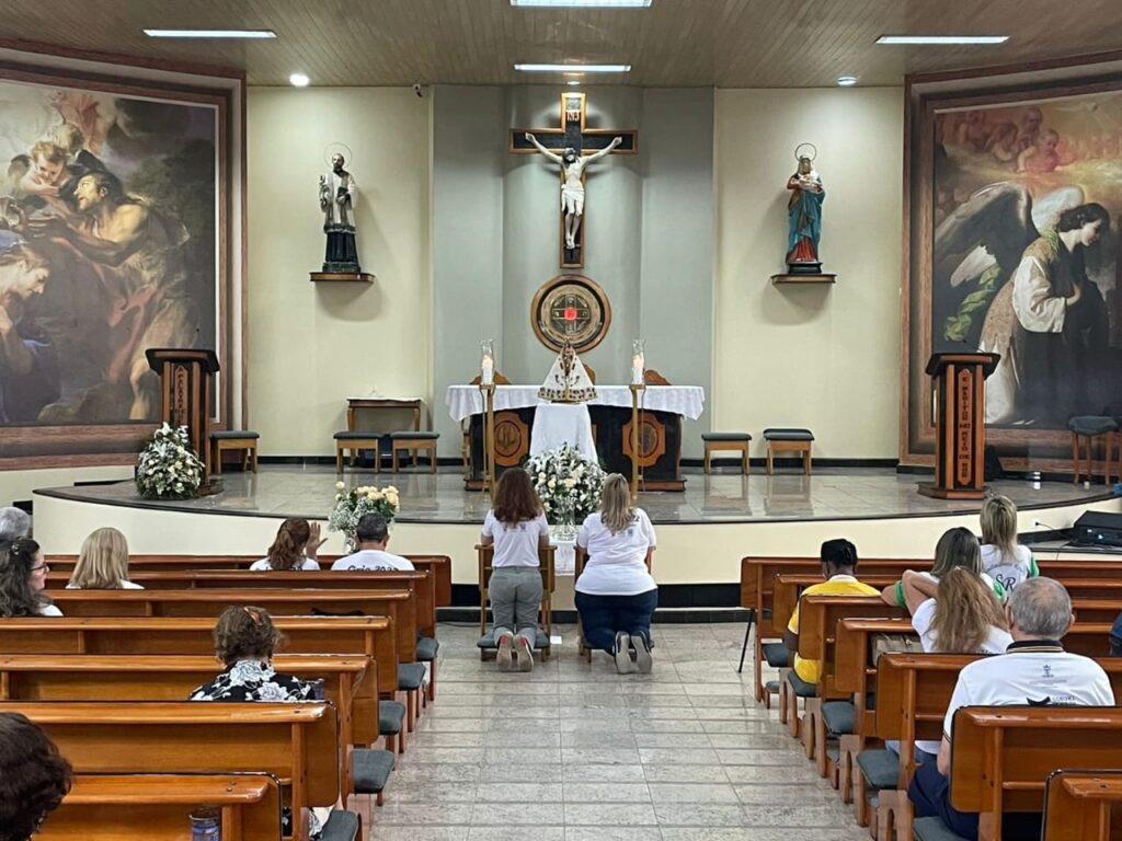 Diretoria do Círio organiza momento de orações pela festividade e pelas intenções pessoais