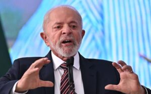 Lula sanciona lei que cria estatal para lançar foguetes